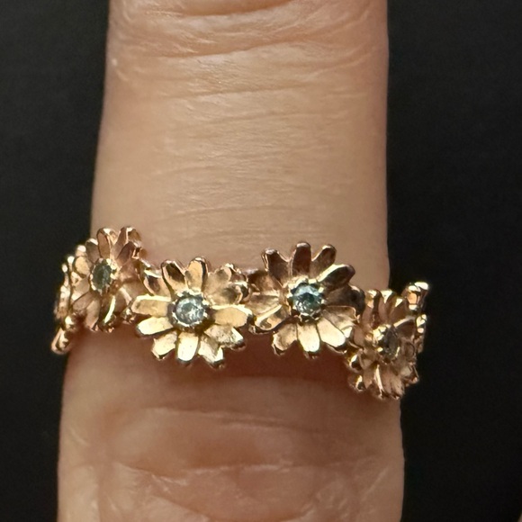 Pandora Sparkling Daisy Flower Crown Ring size 48 - Picture 7 of 9